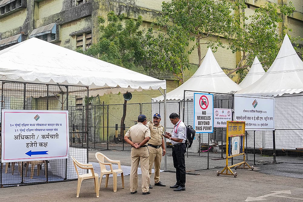 | Photo: PTI/Shashank Parade : Preps for vote counting in Mumbai