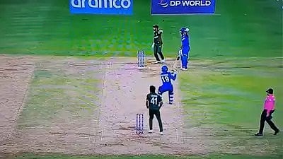 AFG Vs BAN, T20 World Cup Super 8: Angry Rashid Khan Throws Bat At Karim Janat - Watch Video