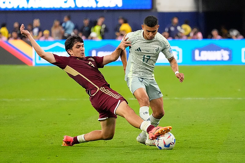 CONMEBOL 2024 Copa America Soccer Venezuela vs Mexico Photos_4