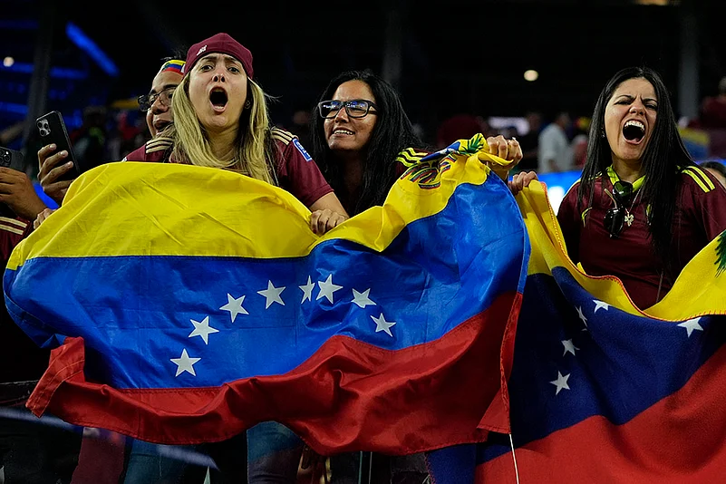 CONMEBOL 2024 Copa America Soccer Venezuela vs Mexico Photos_5