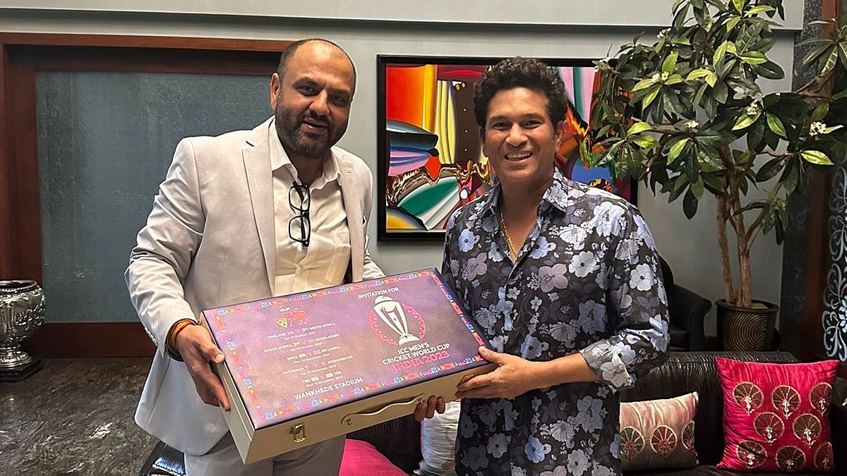 amol kale with sachin tendulkar X @Amolkk1976