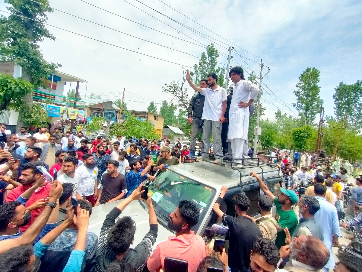 Abrar Rashid - Outlook photo