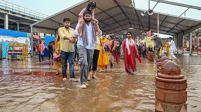 Uttar Pradesh: 6 Officials Suspended After Waterlogging Along Ayodhya Ram Path