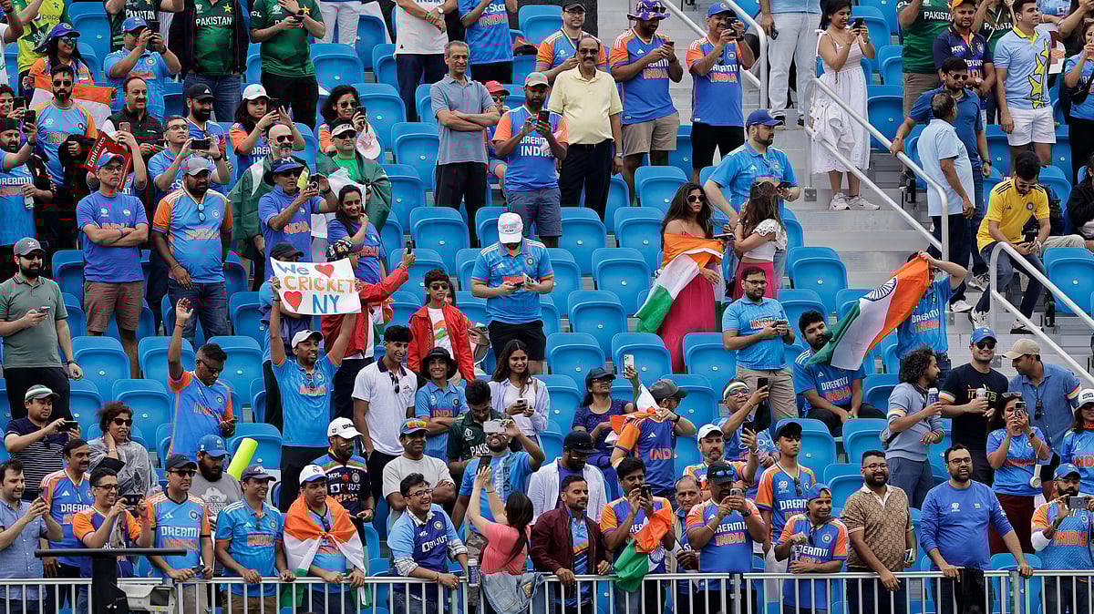Fans wait for the start of the ICC Men's T20 World Cup cricket match between India and Pakistan at the Nassau County International Cricket Stadium in Westbury, New York. - Photo: AP/PTI