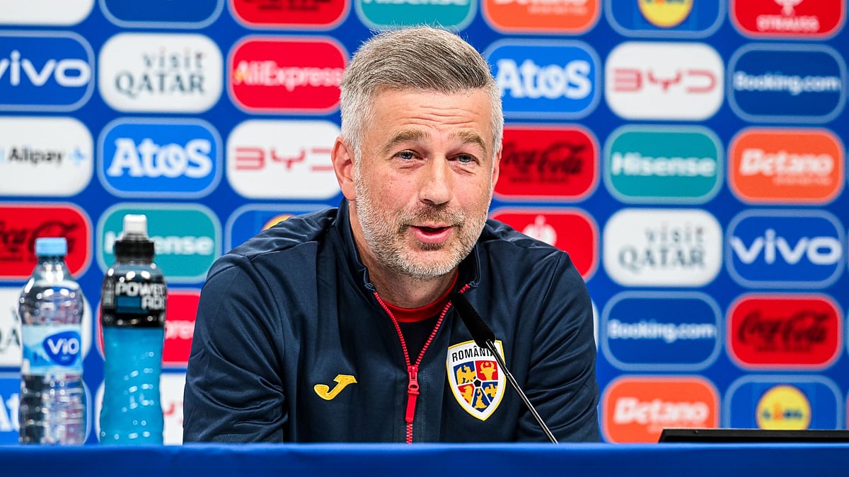 Iordanescu addresses the media on Monday - null