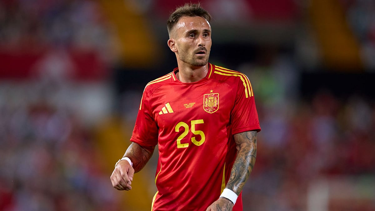 Aleix Garcia has signed a five-year deal with Bayer Leverkusen.