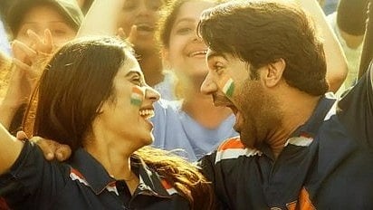 A still of Janhvi Kapoor and Rajkummar Rao from Mr & Mrs Mahi