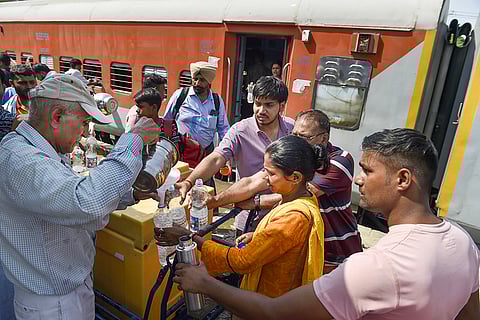 Weather: Hot summer day in Jalandhar