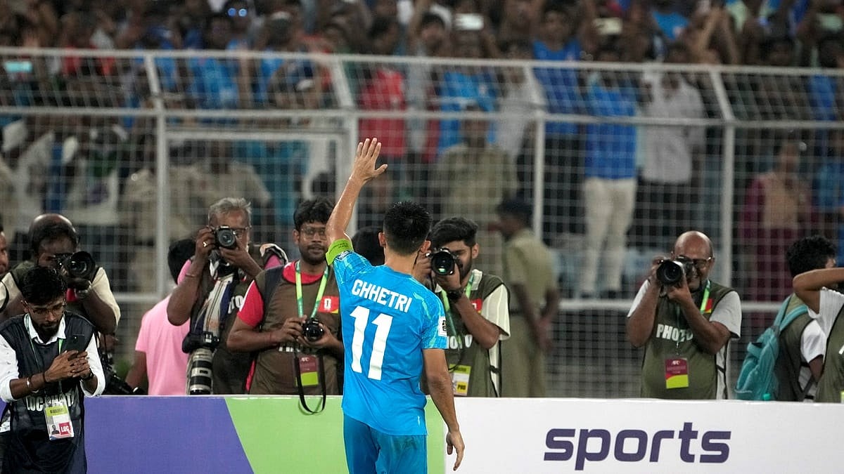 PTI Photo/Swapan Mahapatra : India's captain Sunil Chhetri acknowledges fans after his farewell match, a FIFA World Cup 2026 Qualifier football match between India and Kuwait, at the Vivekananda Yuba Bharati Krirangan (Salt Lake Stadium), in Kolkata.