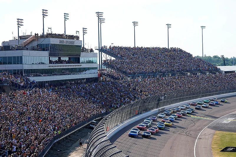 NASCAR Iowa Auto Racing photos_9