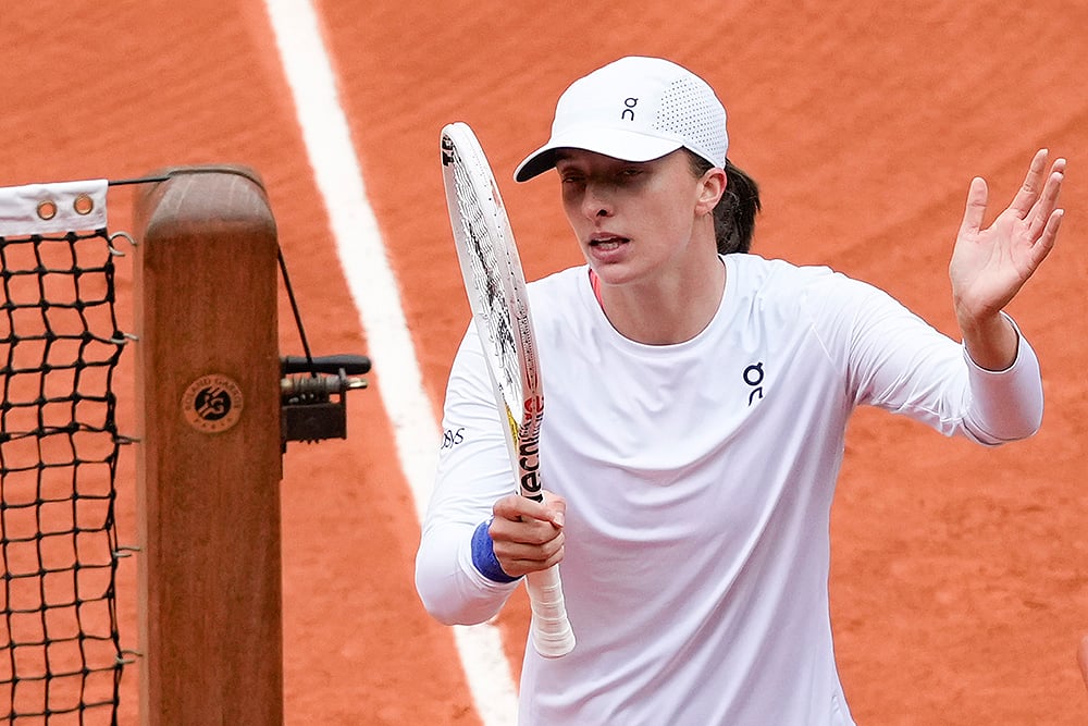 | Photo: AP/Thibault Camus : French Open tennis 2024: Iga Swiatek vs Anastasia Potapova