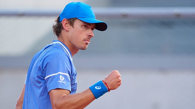 French Open 2024: De Minaur Reaches First Roland Garros Quarter-Final With Medvedev Upset
