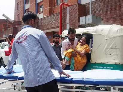 PTI : Delhi records 17 heat-related deaths in 24 hours |