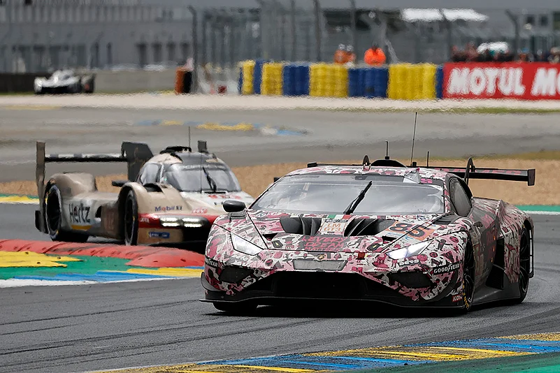 France Le Mans Auto Racing photos_6