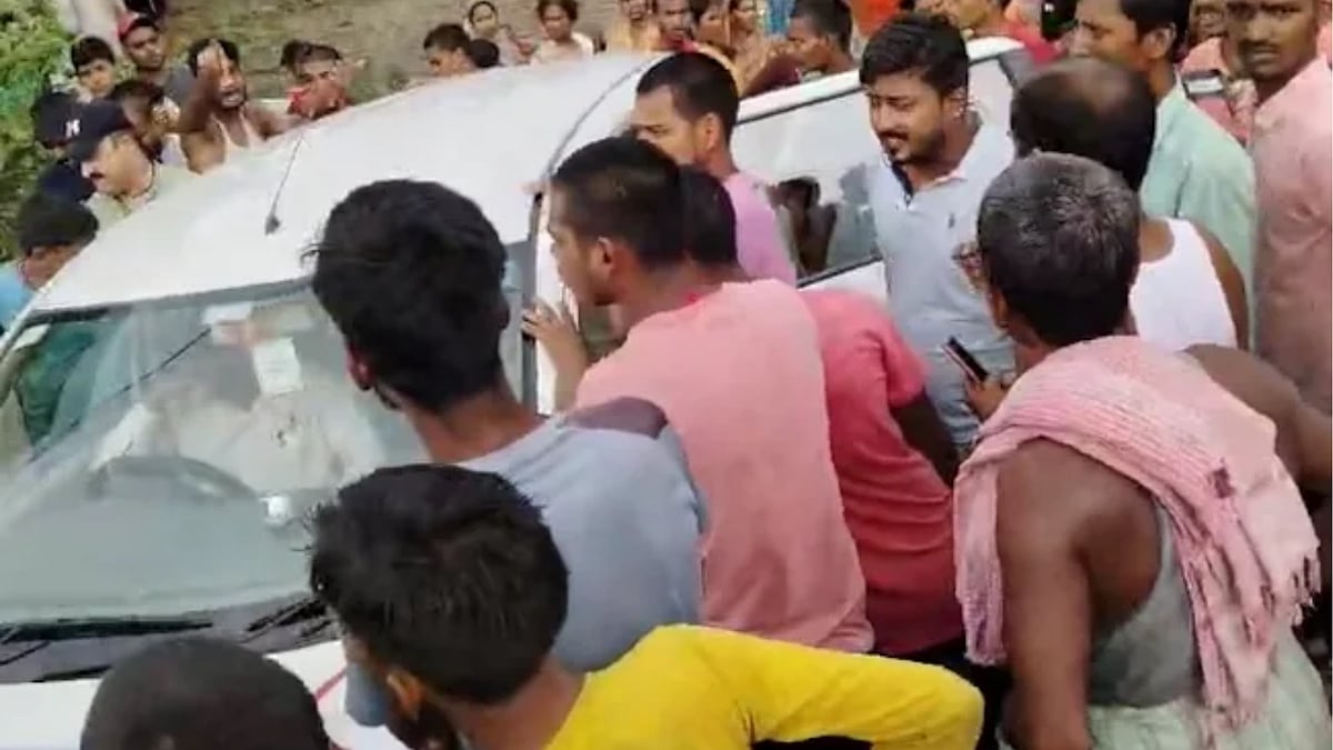 CBI Team In Bihar Allegedly Attacked By Mob Of Locals 