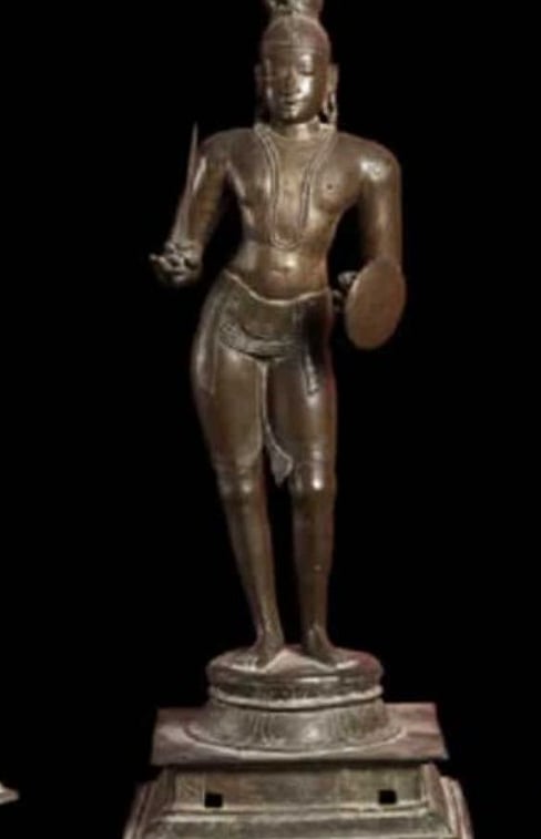 X : 16th-century bronze sculpture of Saint Tirumankai Alvar from the Ashmolean Museum |