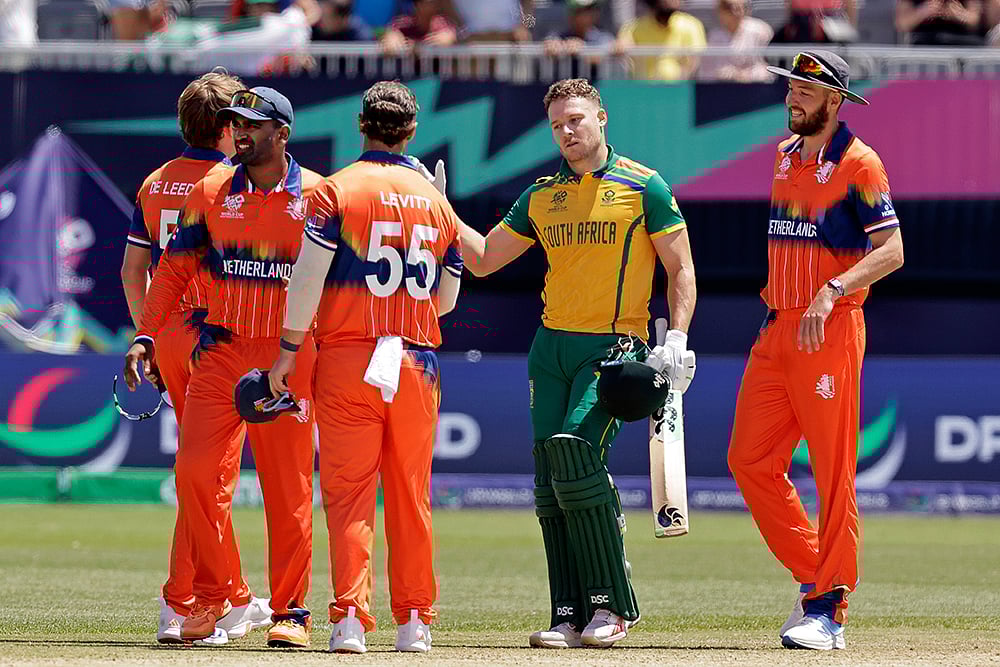 Photo: AP/Adam Hunger : T20 Cricket WCup Netherlands South Africa