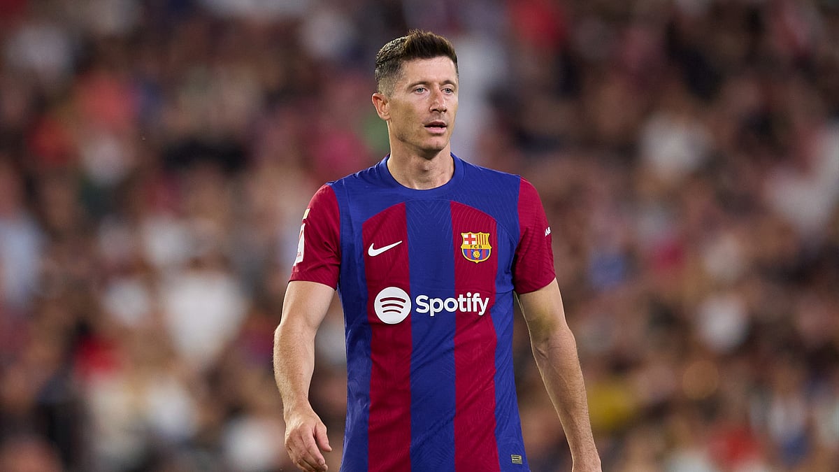 Robert Lewandowski in action for Barcelona