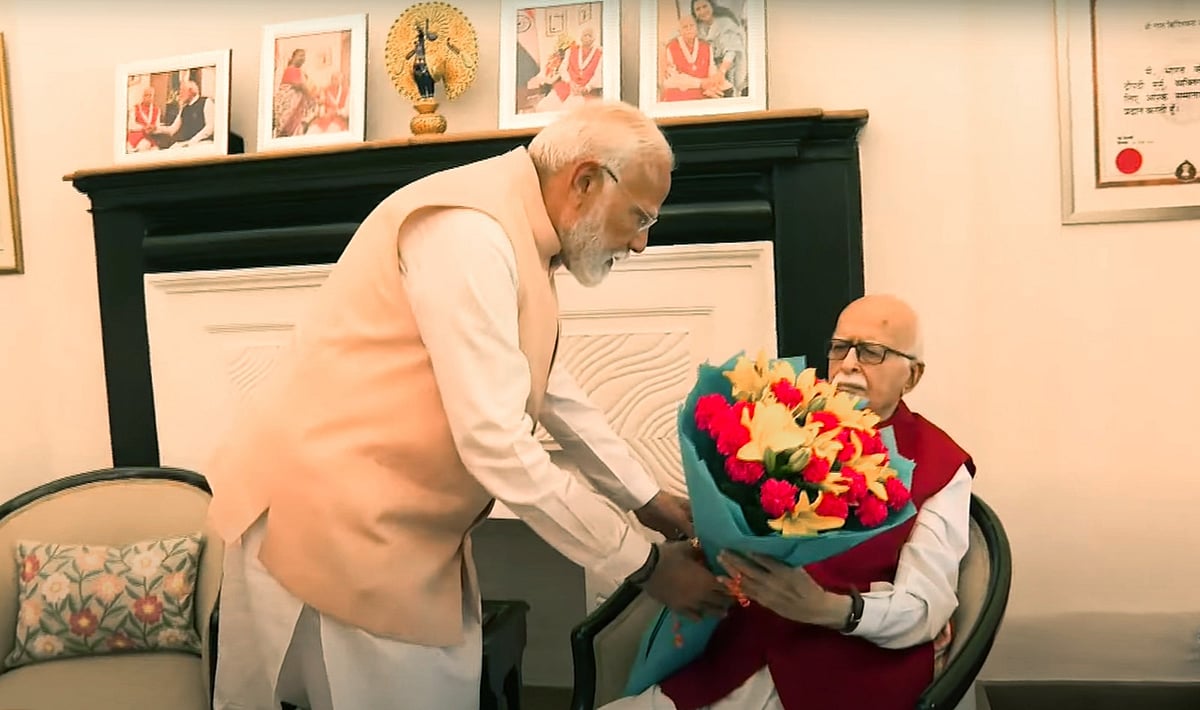 Before staking his claim to be PM for a third time, Modi meets with Advani and Murli Manohar Joshi. | - PTI