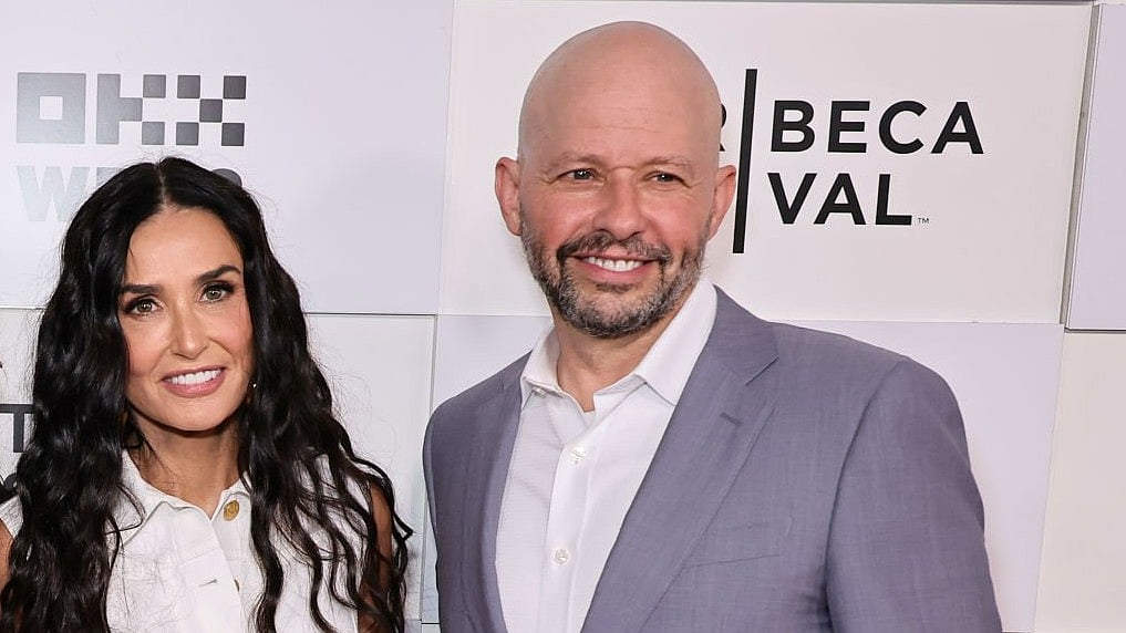 Getty images : Demi Moore and Jon Cryer attend the "BRATS" premiere during the 2024 Tribeca Festival at BMCC Theater.