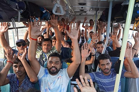 First batch of pilgrims leaves for the Amarnath Yatra