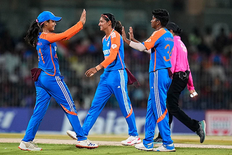 India Women vs South Africa Women 2nd T20 match photo gallery_11