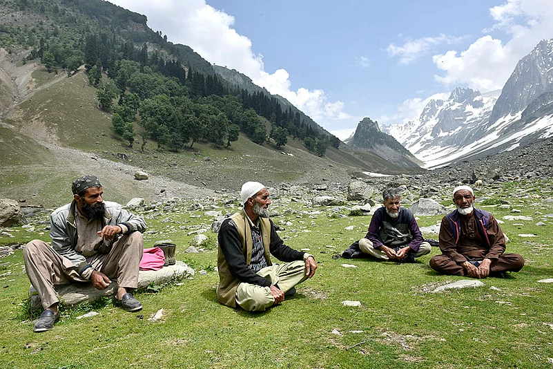 Ghulam Rasool Khan and his fellow tourist helpers