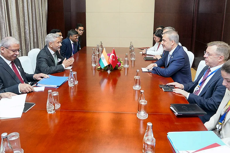 EAM S Jaishankar with Foreign Minister of Türkiye Hakan Fidan