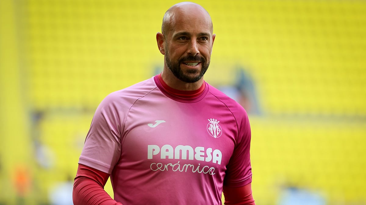 Pepe Reina has joined Como. - null
