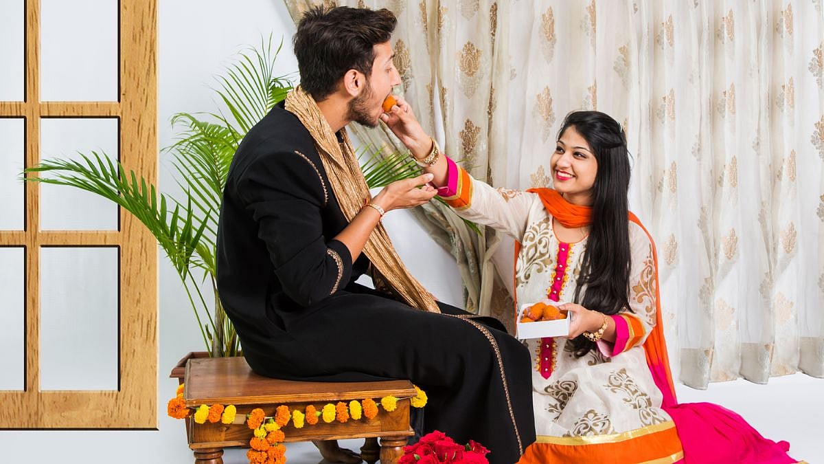 Amazon : The Best Traditional Dresses for Rakhi 2024: Festive Fashion Tips