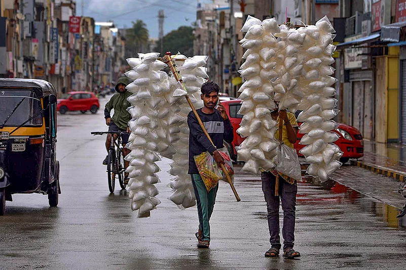 Cotton candy Vendors in Chikkamagaluru