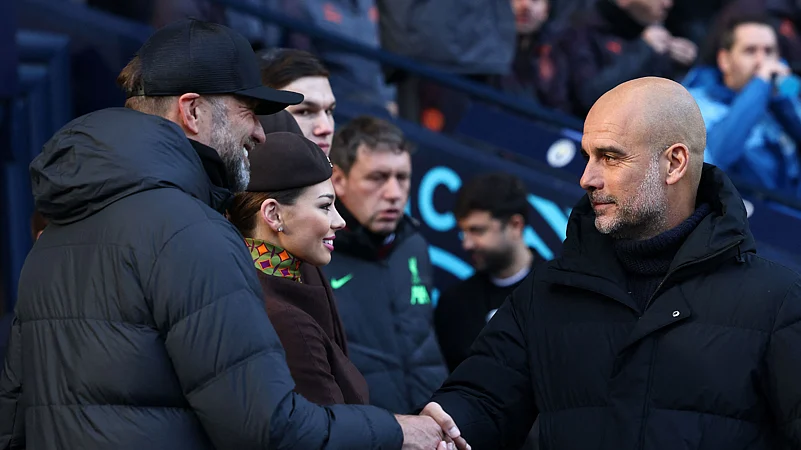 Jurgen Klopp-and-Pep Guardiola at Ethihad