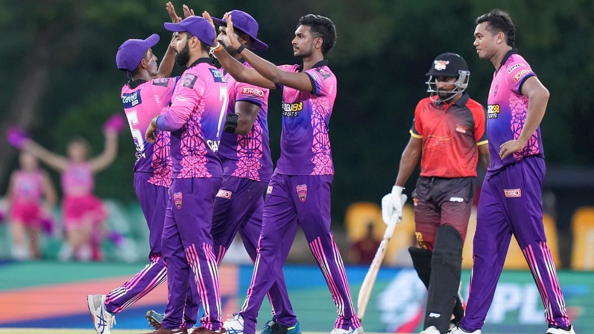 Colombo Strikers celebrate a crucial wicket against Dambulla Sixers