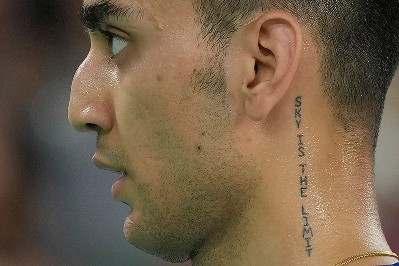 2024 Paris Summer Olympic Games_Paris Olympics Day 3 Photo_mens singles badminton