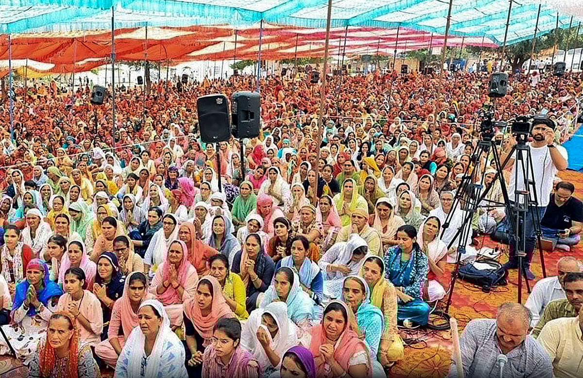 Hathras Stamepde: Victims' Families Demand Arrest Of Bhole Baba - | Photo: PTI