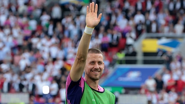 Bundesliga: Borussia Dortmund Seal 22.5m Euro Deal For Stuttgart Captain Waldemar Anton