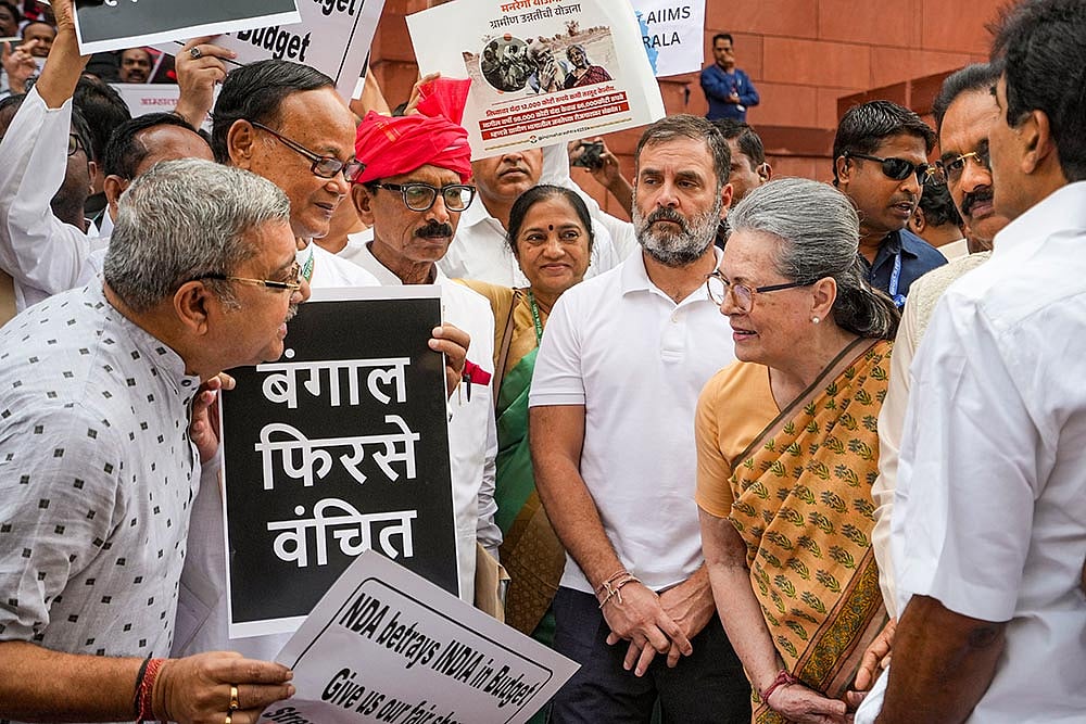 Photo: PTI/Manvender Vashist Lav : Monsoon session of Parliament