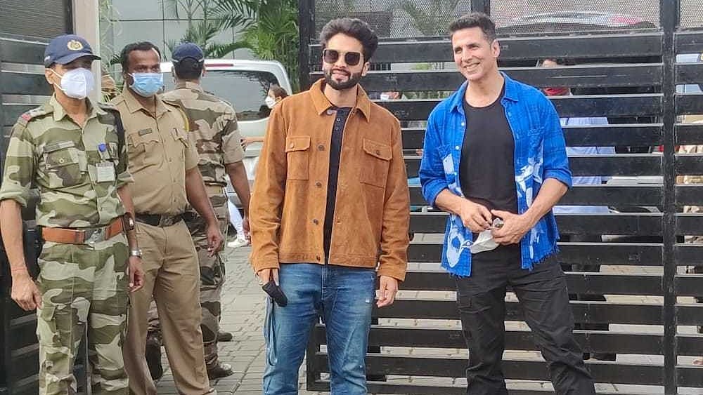 Instagram : Akshay Kumar and Jackky Bhagnani