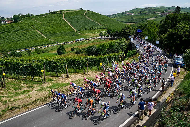 2024 Tour De France cycling race Stage 3 photos_8