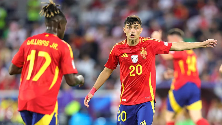 Pedri and Nico Williams are in action together at Euro 2024 for Spain - null