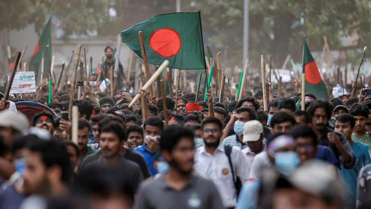 AP : Violence in Bangladesh escalates |