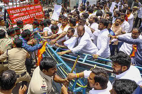 BJYM protest against Rahul Gandhi
