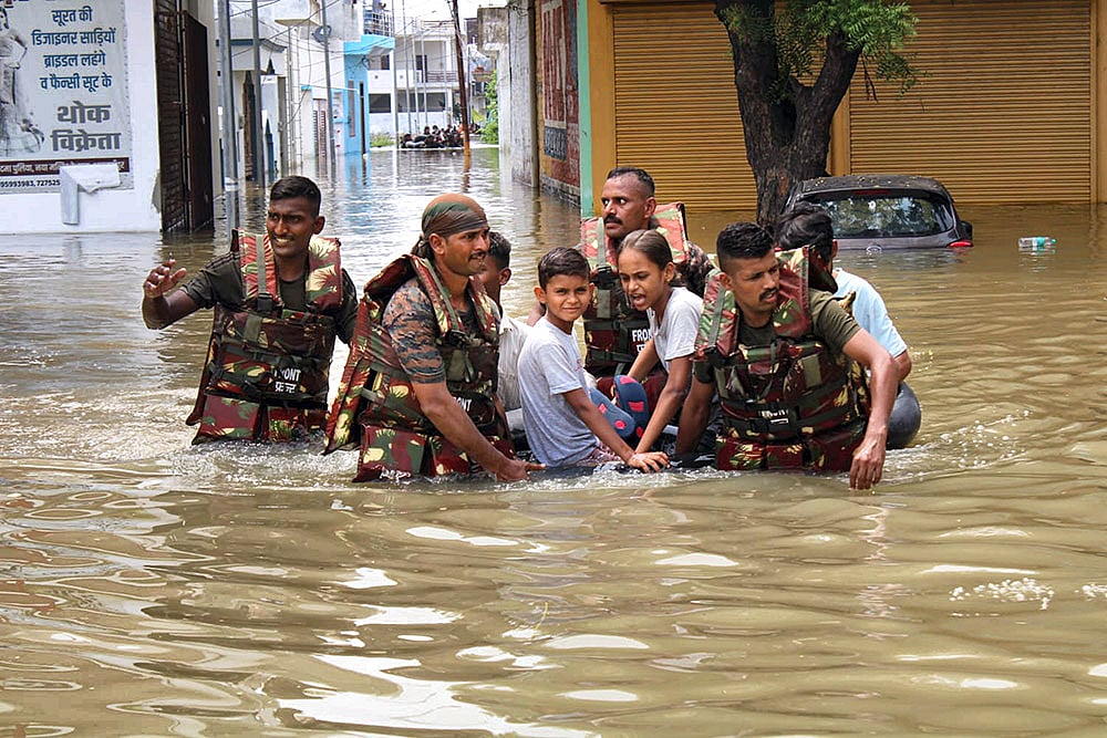 Photo: PTI : Weather: Floods in Uttar Pradesh
