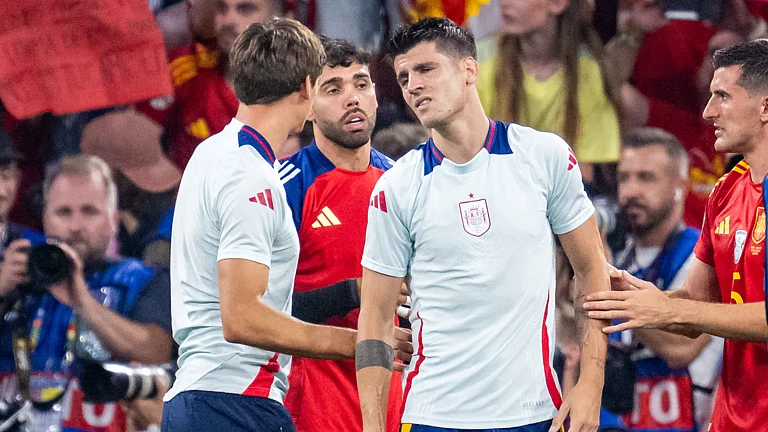 Alvaro Morata suffered an injury after Spain's win v France - null