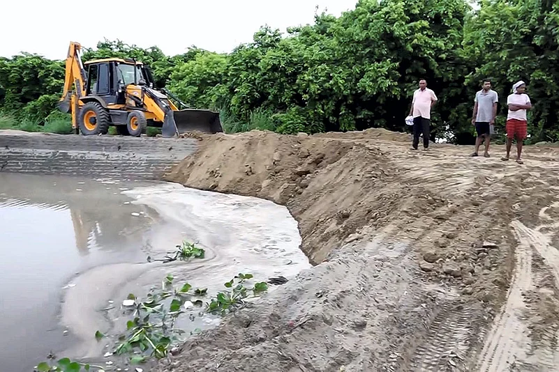 Munak Canal