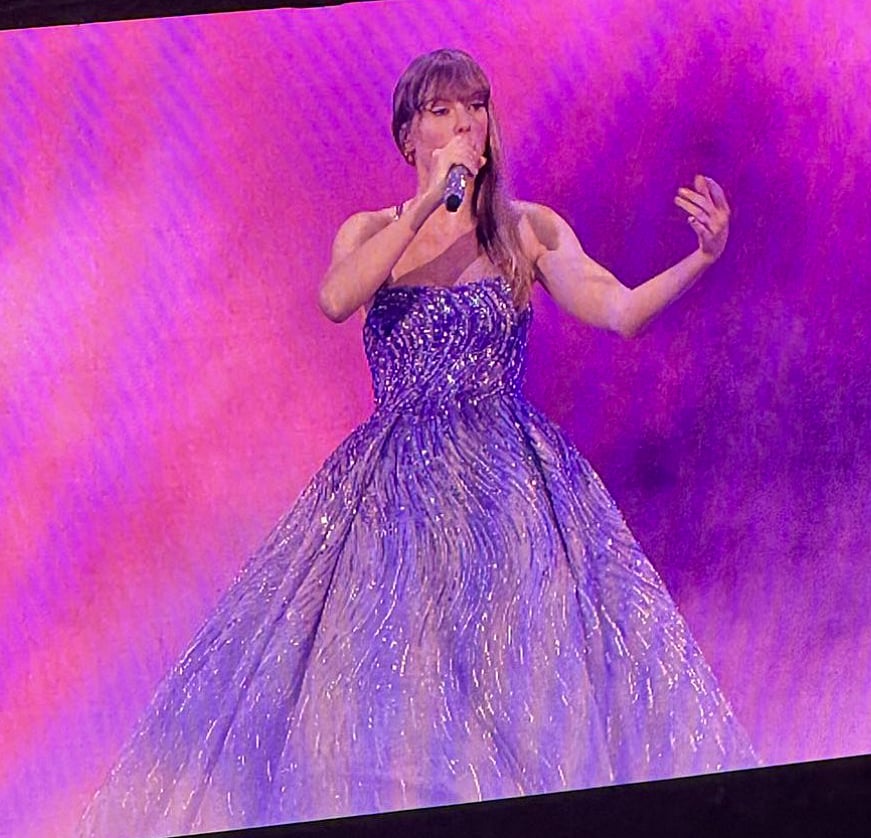 Taylor Swifts New Speak Now Dress