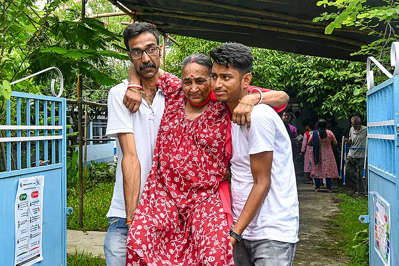 Voting for Raiganj assembly bypoll