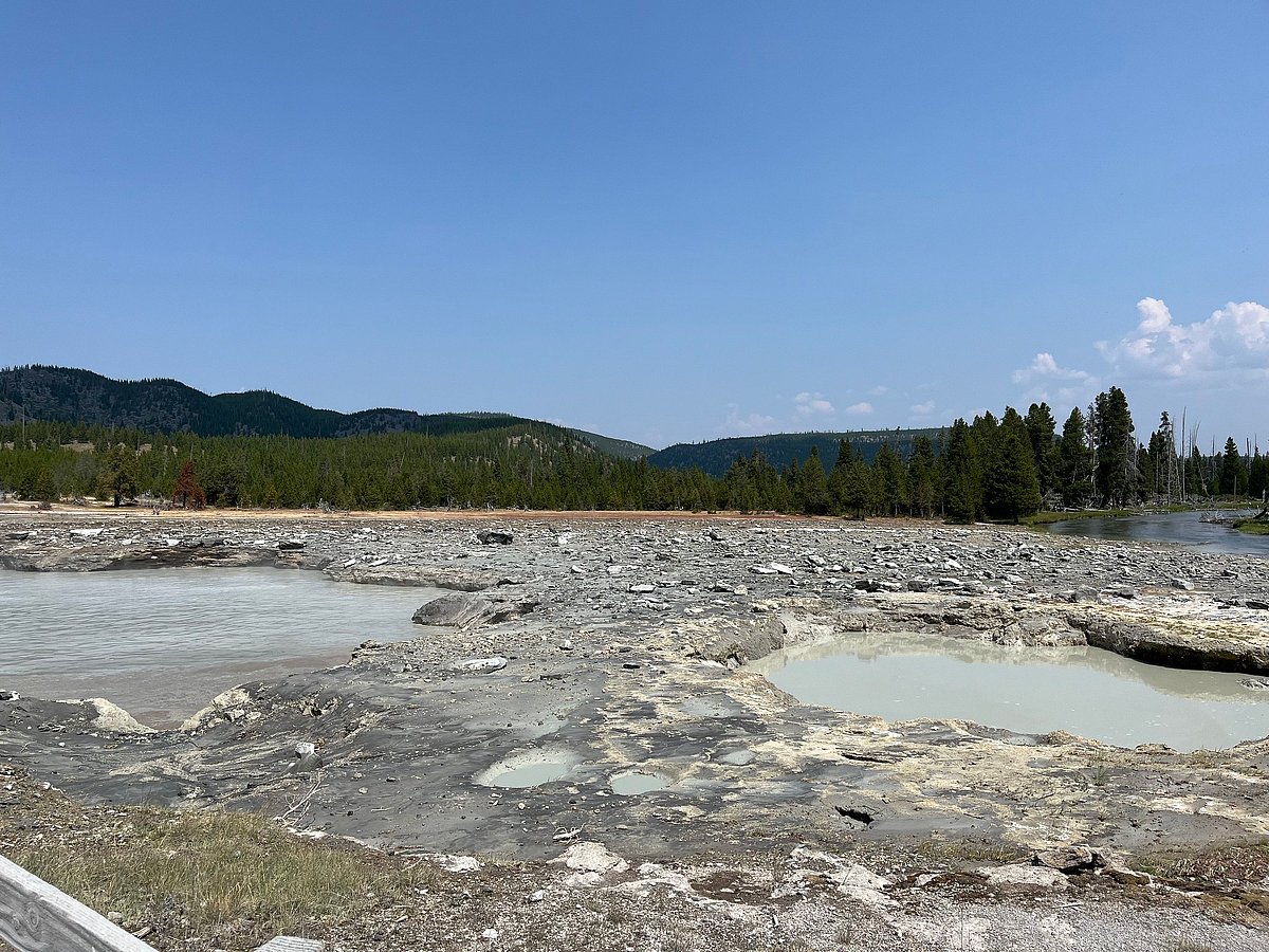The area has been closed for safety, and park geologists are investigating the cause of the explosion.