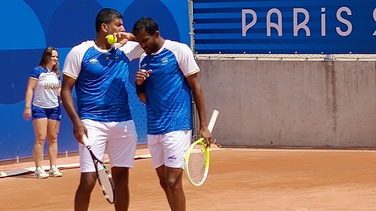 X/ddsportschannel : Rohan Bopanna and Sriram Balaji.