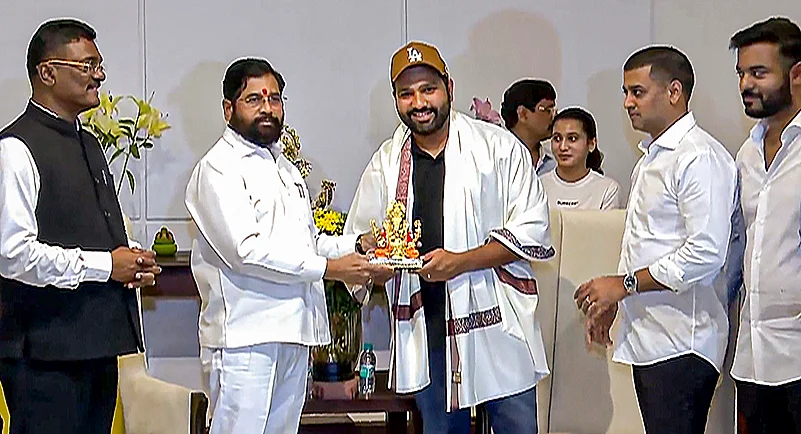 Maharashtra CM Eknath Shinde felicitates players on T20 World Cup victory photo gallery_1